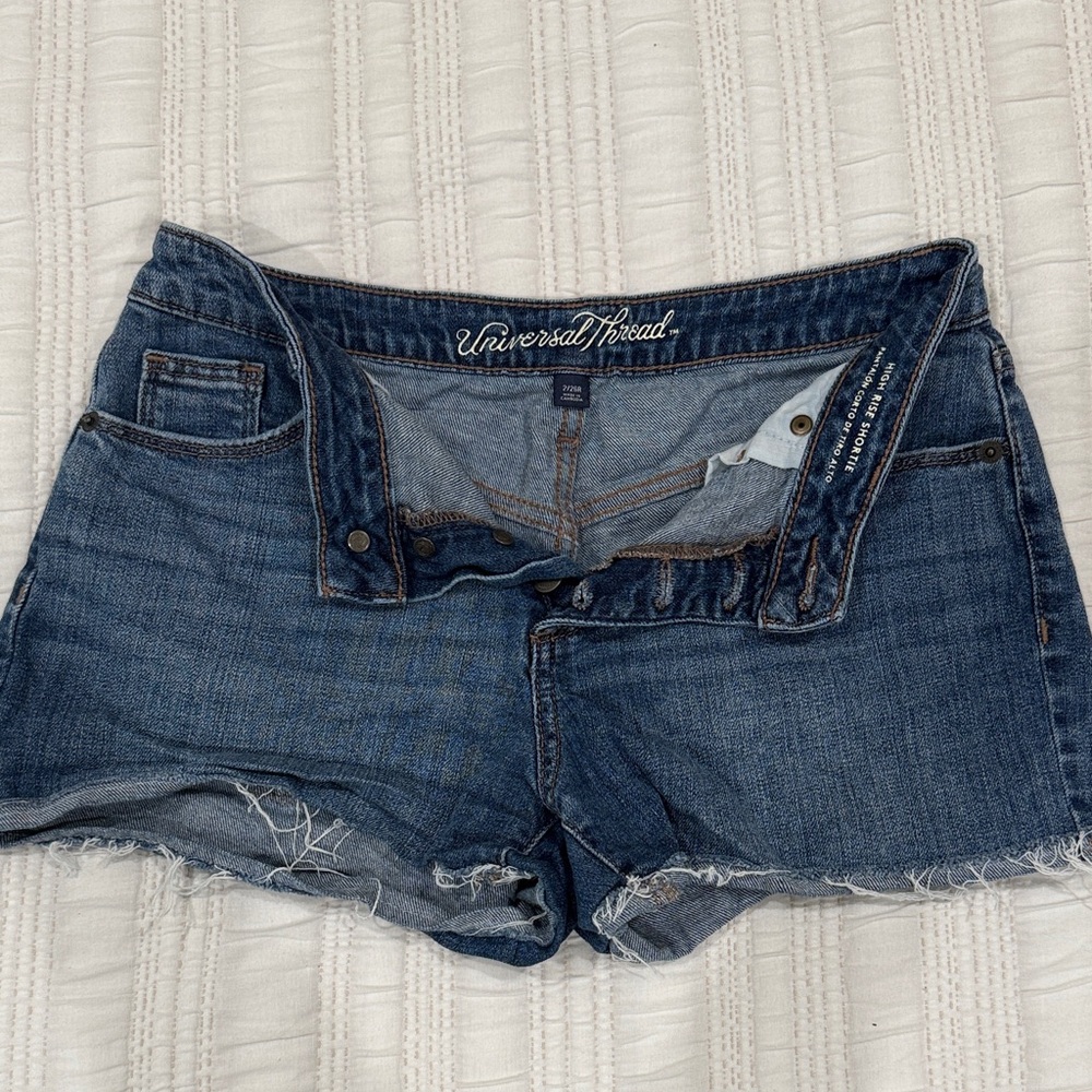 Universal Thread Women's Dark Blue Jean Shorts